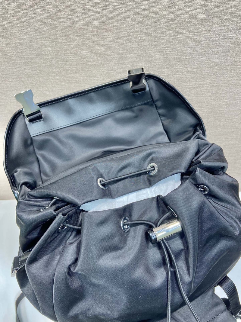 Pra*a backpacks